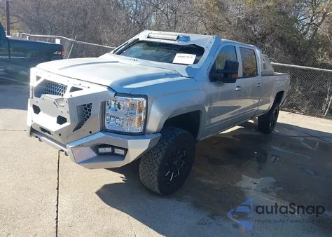 2016 Chevrolet Silverado 2500Hd Lt z USA, uszkodzony, nr VIN 1GC1KVE82GF114048